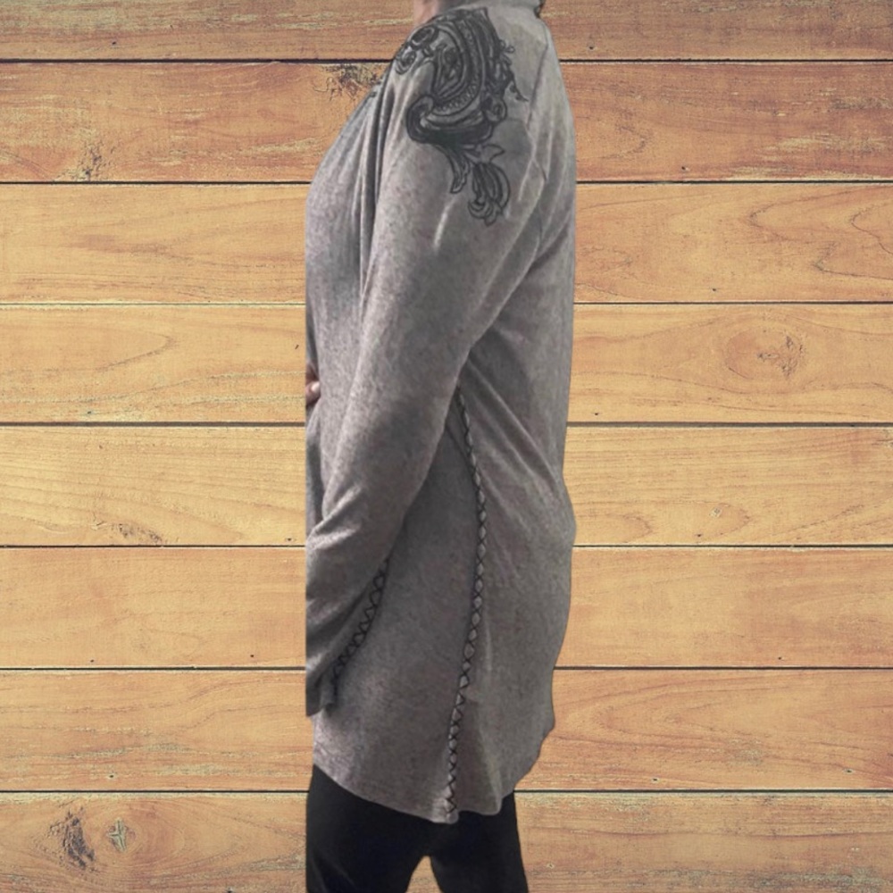 Unique Windsor Gray & Black Stitched Cardigan Size Medium - Picture 7 of 11